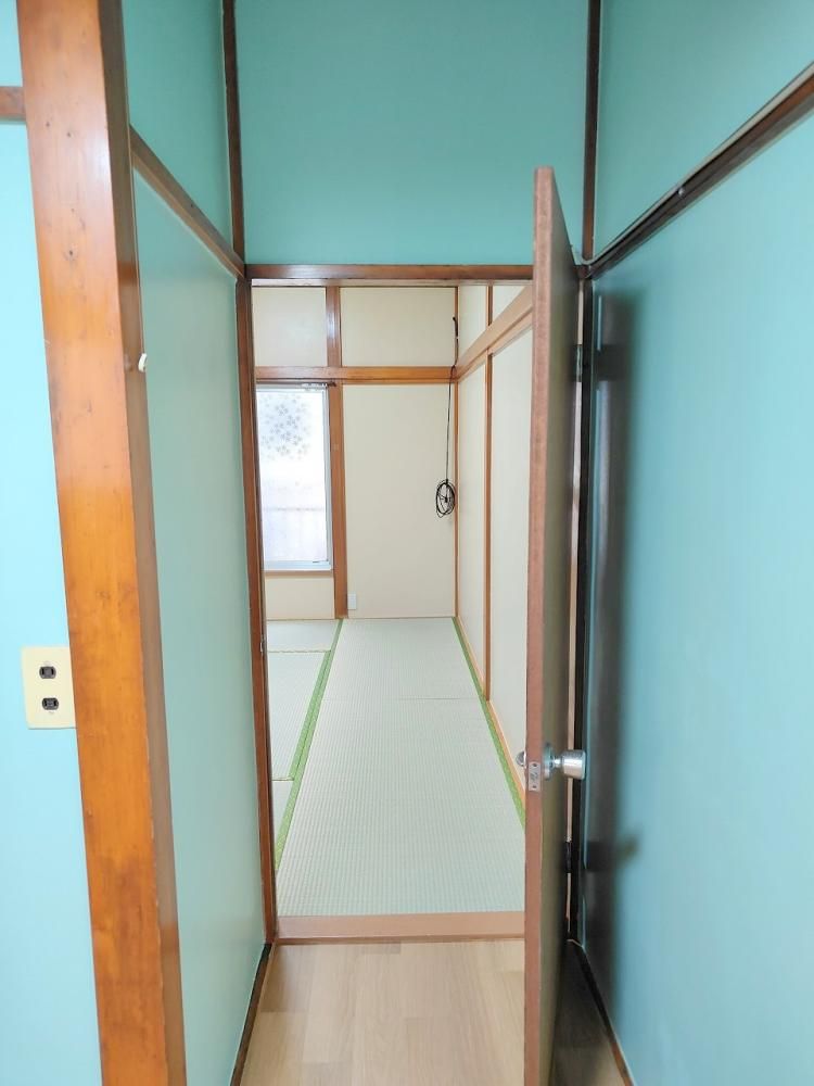 �y�����E���r���O�z�@