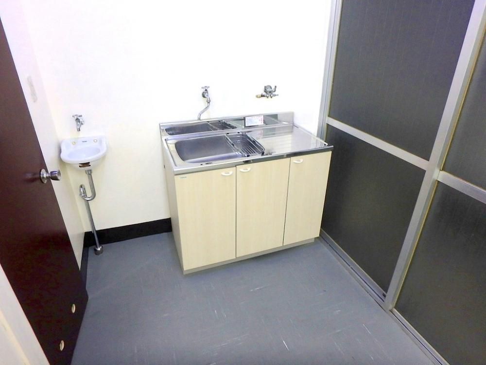 �y�L�b�`���z�@