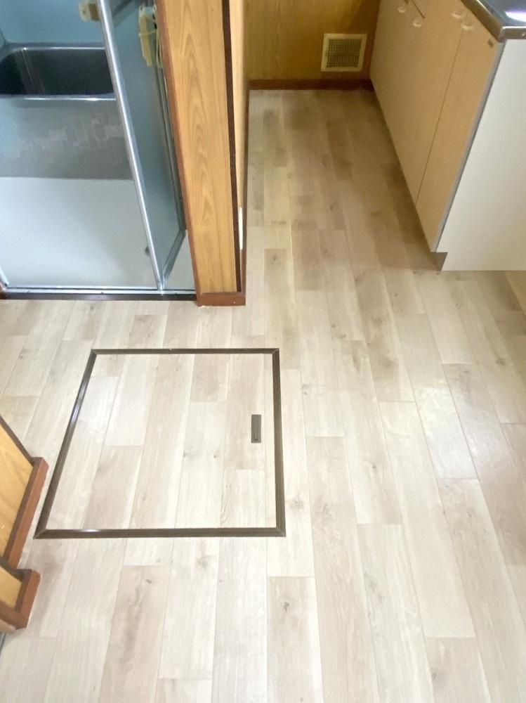 �y�L�b�`���z�@