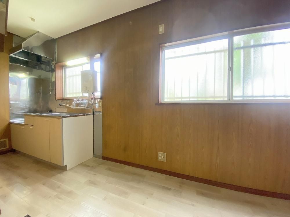 �y�L�b�`���z�@