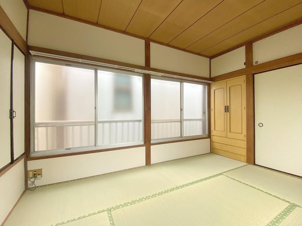 �y�����E���r���O�z�@