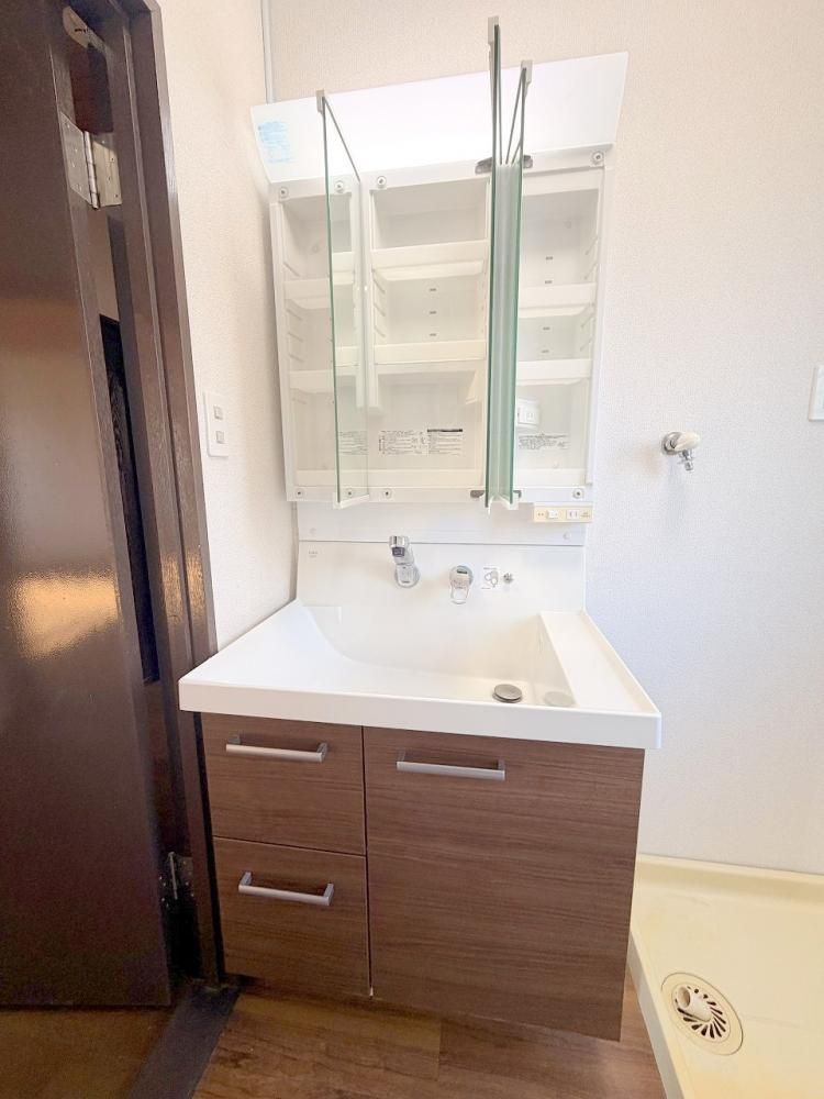 �y���ʏ��z�@