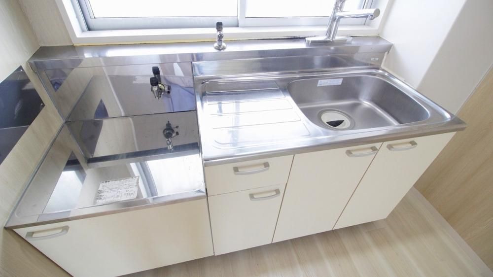 �y�L�b�`���z�@�L�b�`���X�y�[�X�ɑ��t���ō̌��E���C�ǍD�ł���