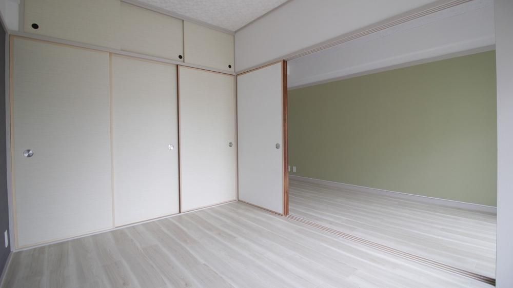 �y�����E���r���O�z�@�Б��̂������ɂ̓��X�O���[���̂���₩�ȃA�N�Z���g�N���X���g�p�I