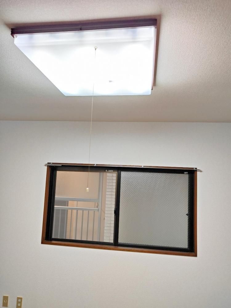 �y�����E���r���O�z�@�Ɩ����t���ł�