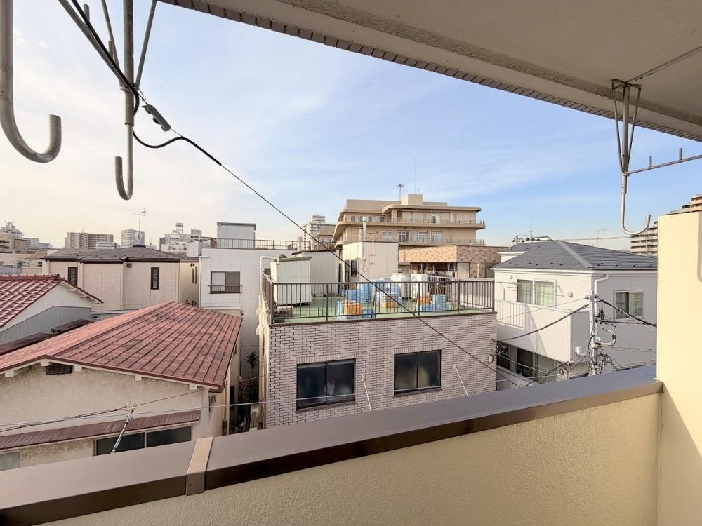 �y���]�z�@