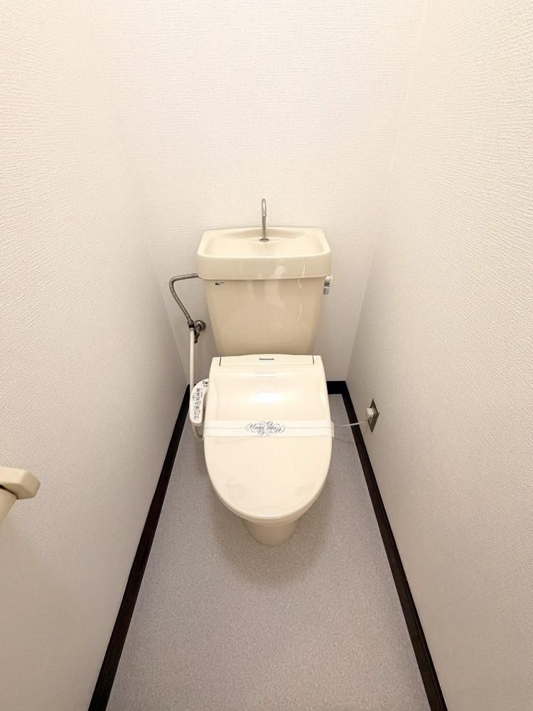 �y�g�C���z�@