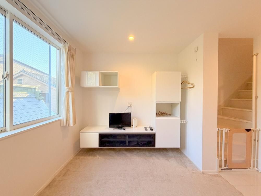 �y�����E���r���O�z�@