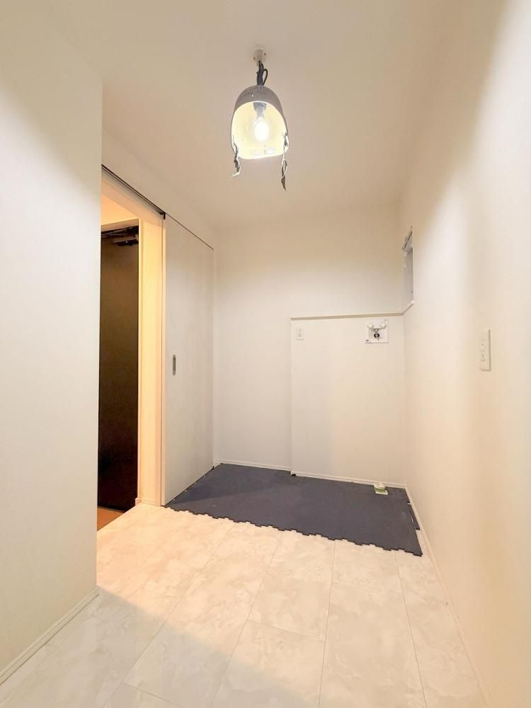 �y�����E���r���O�z�@