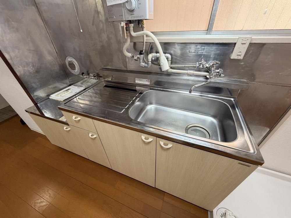 �y�L�b�`���z�@