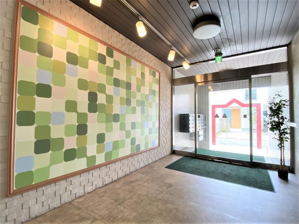 �y�G���g�����X�z�@