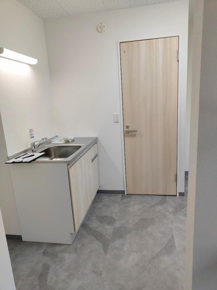 �y�L�b�`���z�@