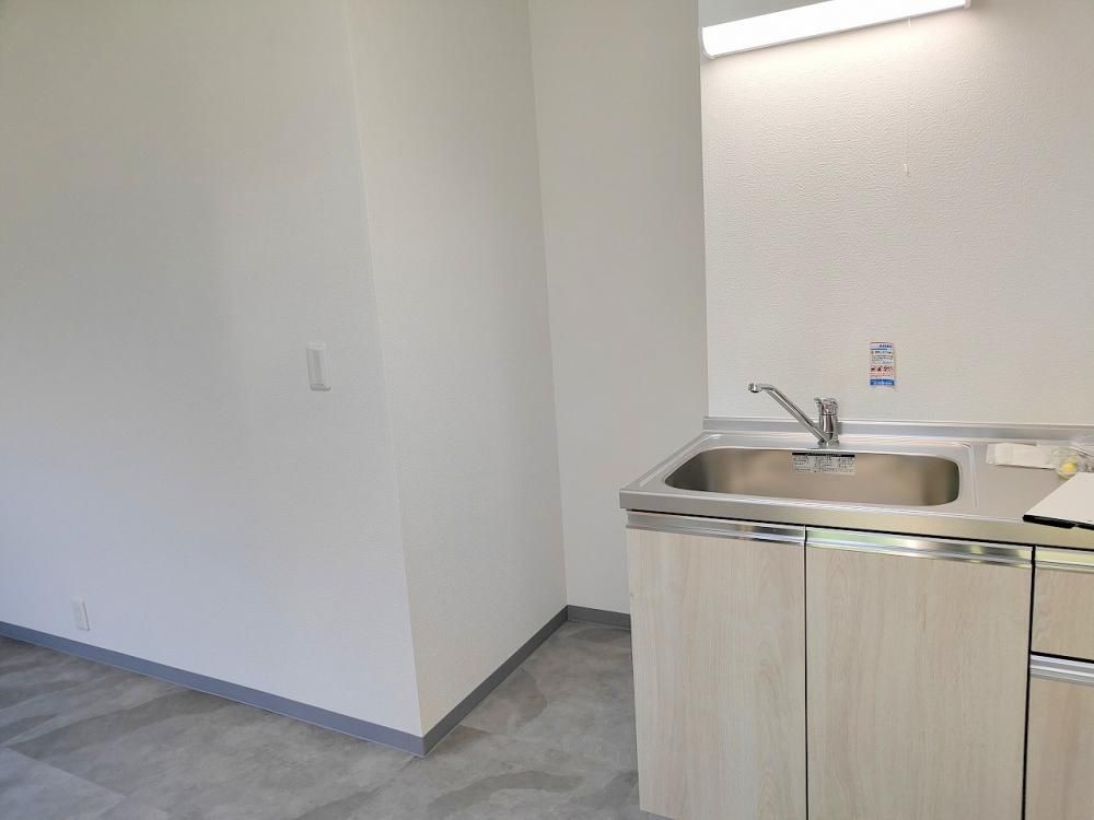 �y�L�b�`���z�@