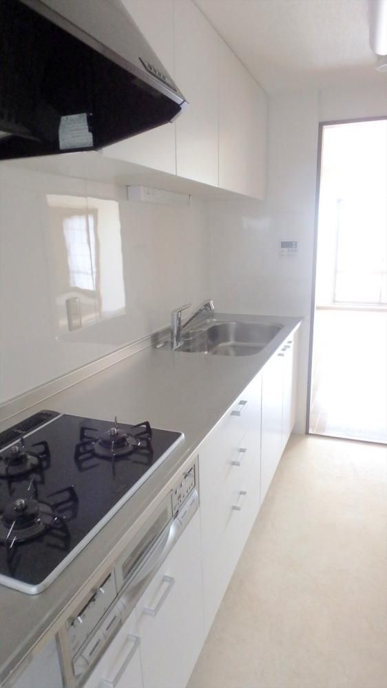 �y�L�b�`���z�@