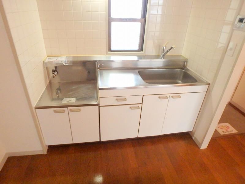 �y�L�b�`���z�@