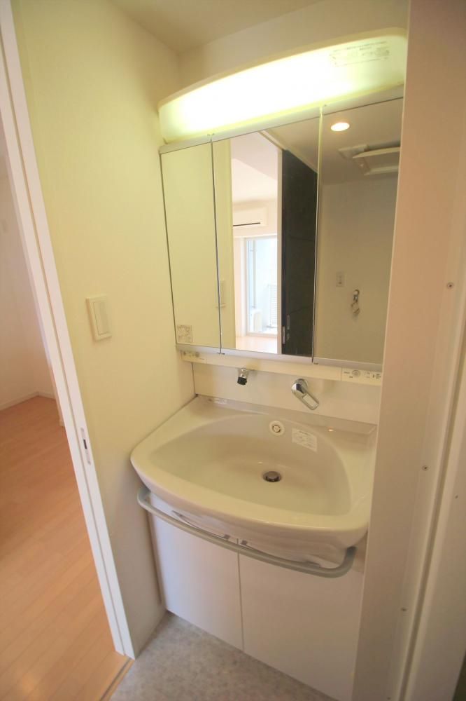 �y���ʏ��z�@