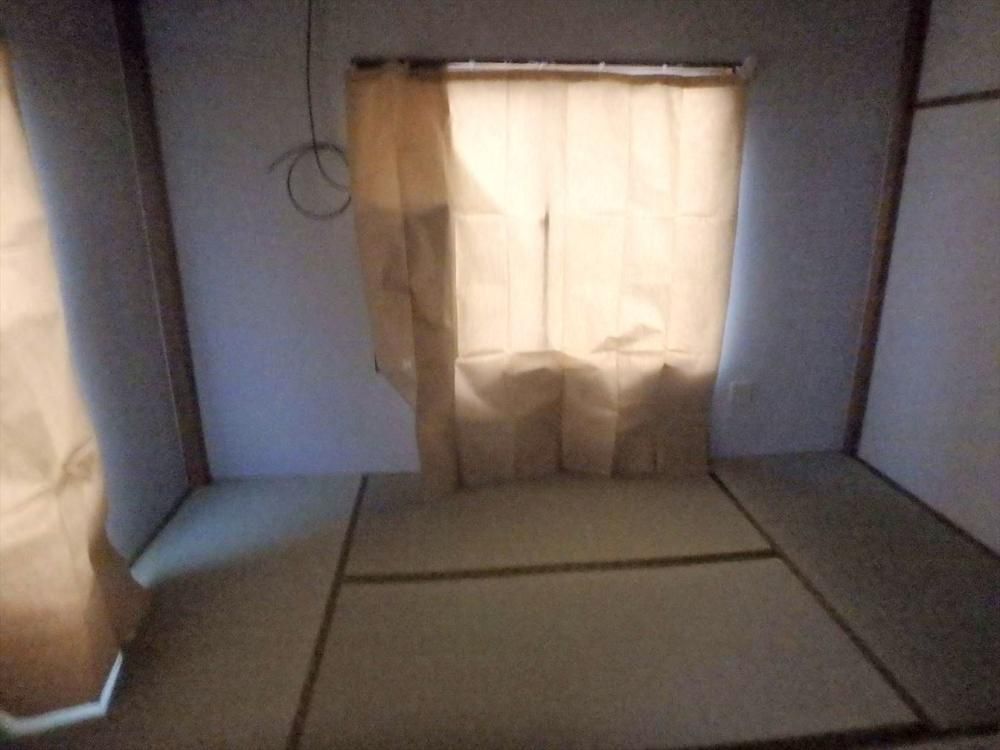 �y�����E���r���O�z�@