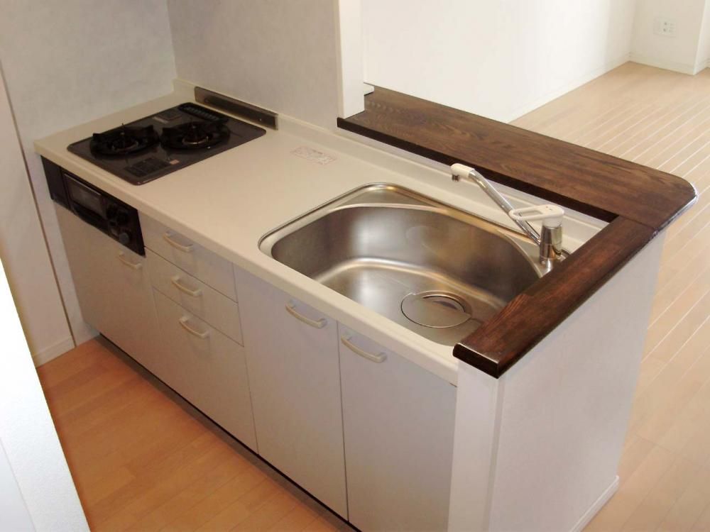 �y�L�b�`���z�@