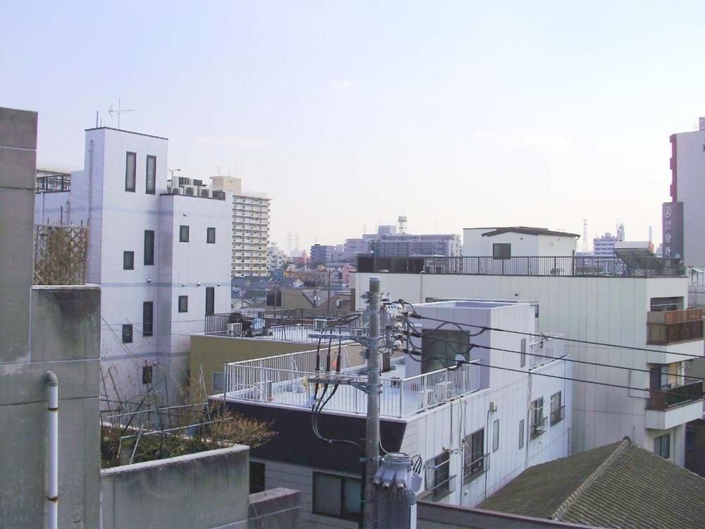 �y���]�z�@