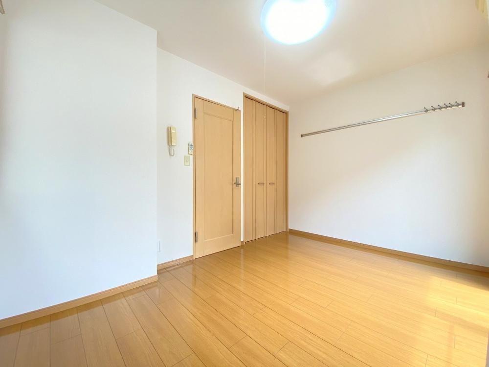 �y�����E���r���O�z�@�C���e���A�̊y���߂�m���̂�����